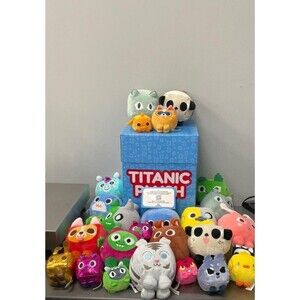 Pet Sim Simulator X Titanic Massive Lot Of 24 Big Games Excellent Condition